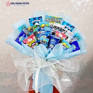 Bó hoa bánh kẹo bim bim