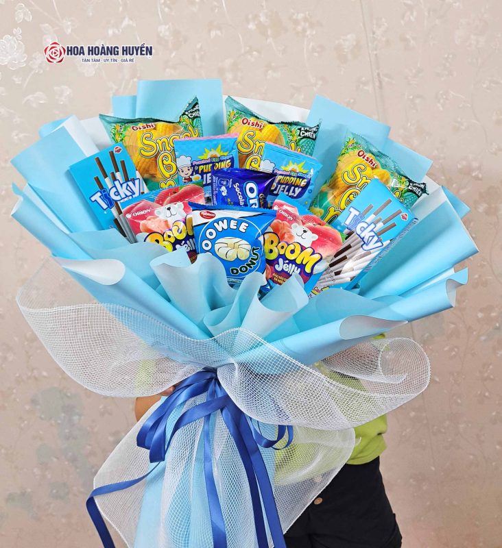 Bó hoa bánh kẹo bim bim