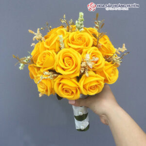Bó hoa cưới màu vàng