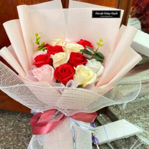 bó hoa hồng sáp mix màu