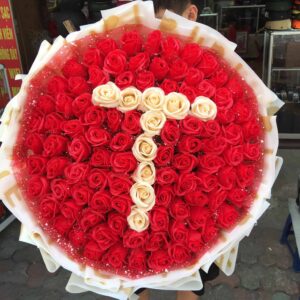 Hoa sáp 99 bông chữ T