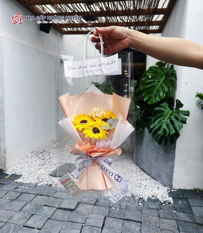 Bó hoa sáp hướng dương nhỏ
