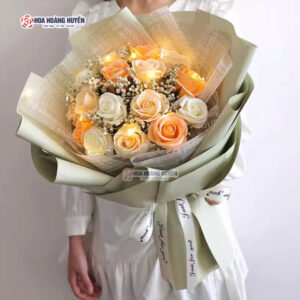 Bó hoa sáp -Lạc lối (3)