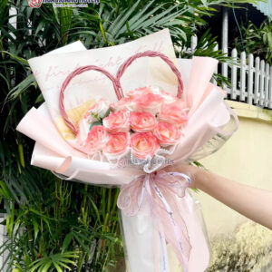 Bó hoa sáp loang độc đáo
