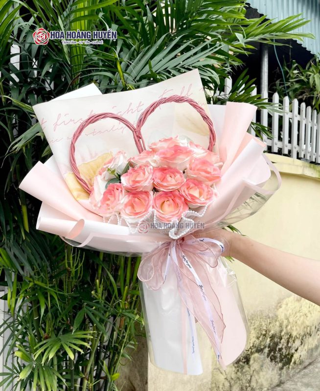 Bó hoa sáp loang độc đáo