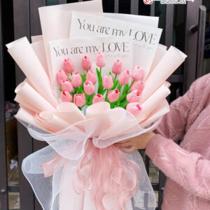 Bó hoa tulip giả đẹp