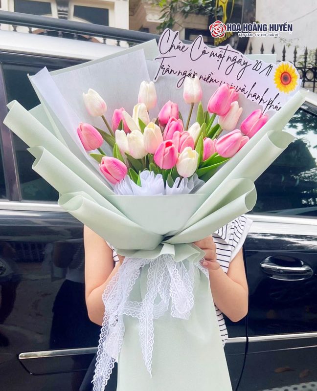 bó hoa tulip hồng