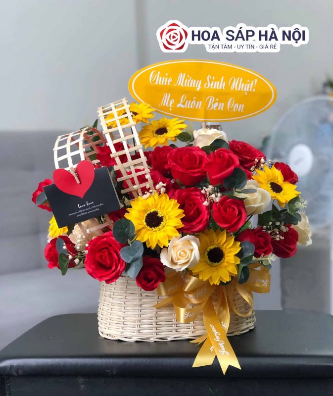 lẵng hoa sáp để bàn