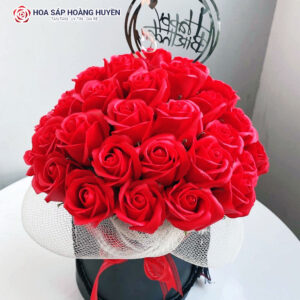 Hộp hoa sáp đỏ