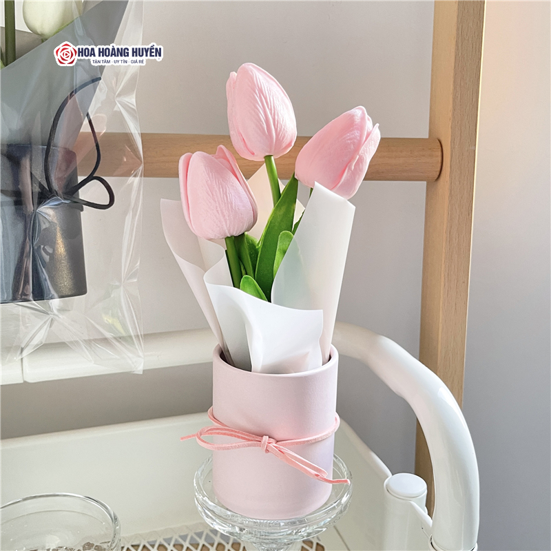 hoa tulip giả để bàn decor (6)