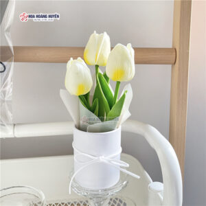 hoa tulip giả để bàn decor (9)
