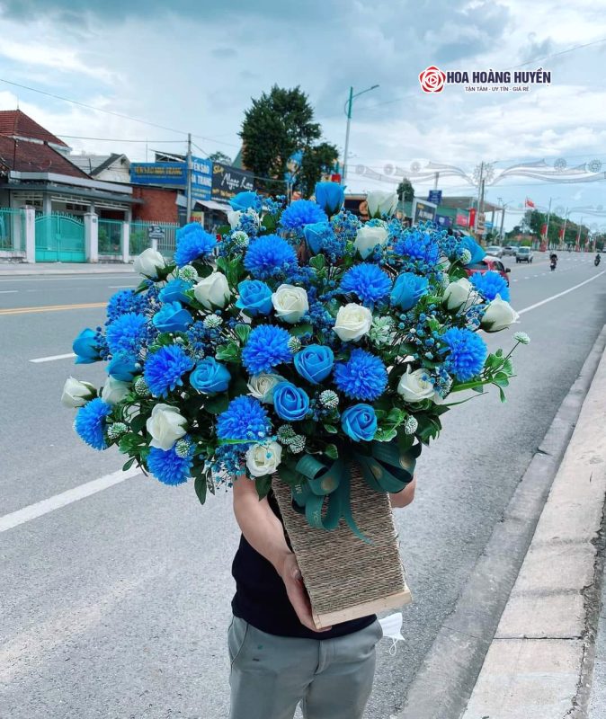 Lẵng hoa sáp tone xanh