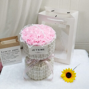 Bó Hoa Sáp Valentine 8/3